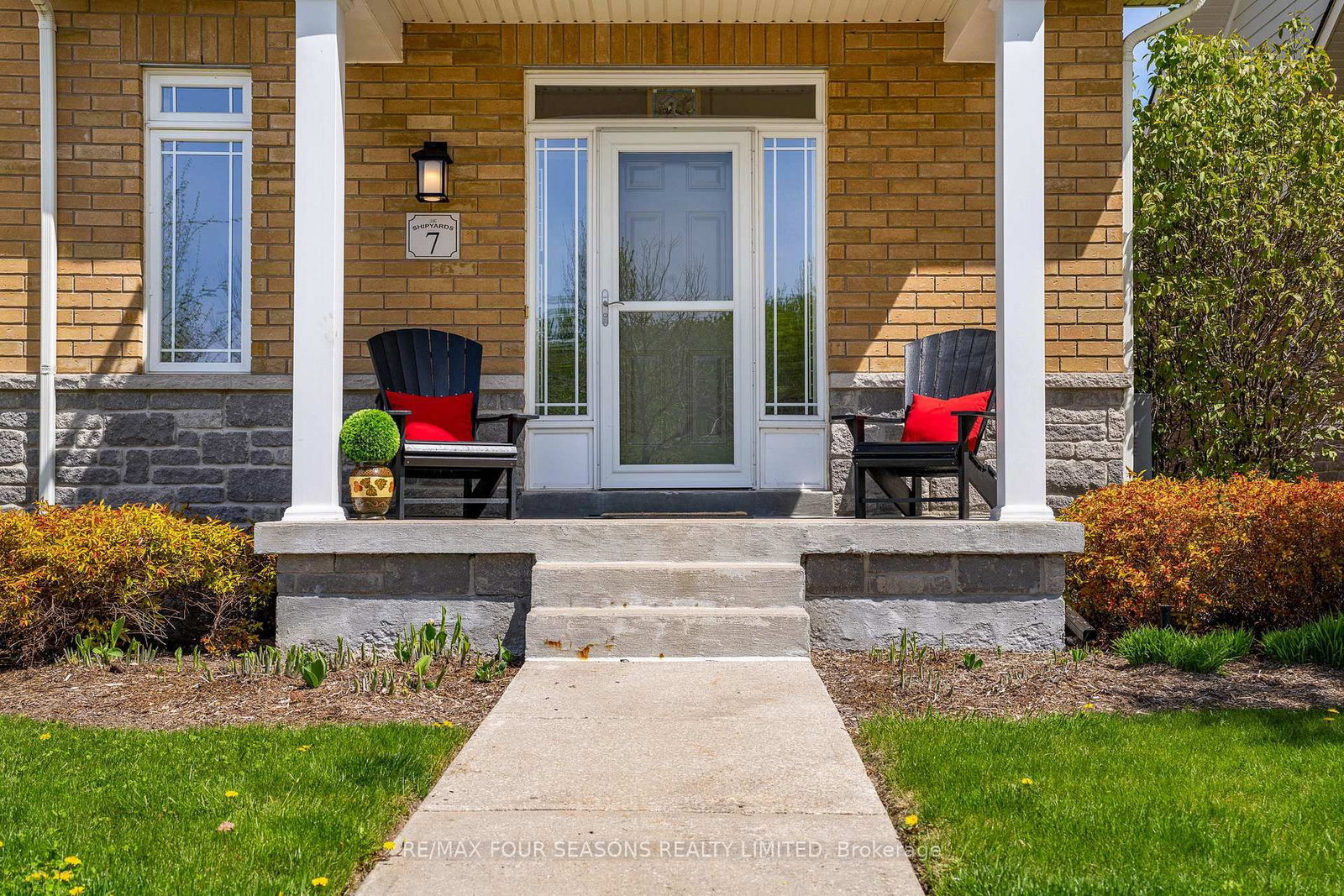 Listing Image 7