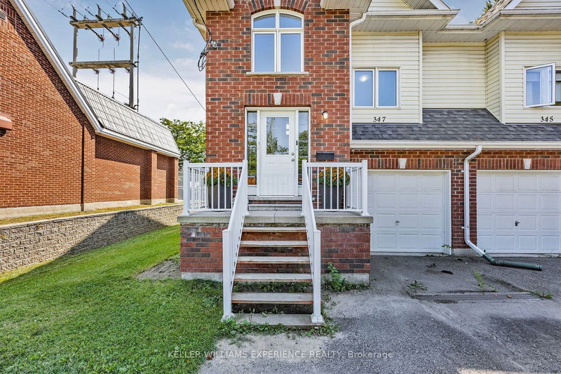 347 Blake St  Barrie, L4M 1L1 | Image 3