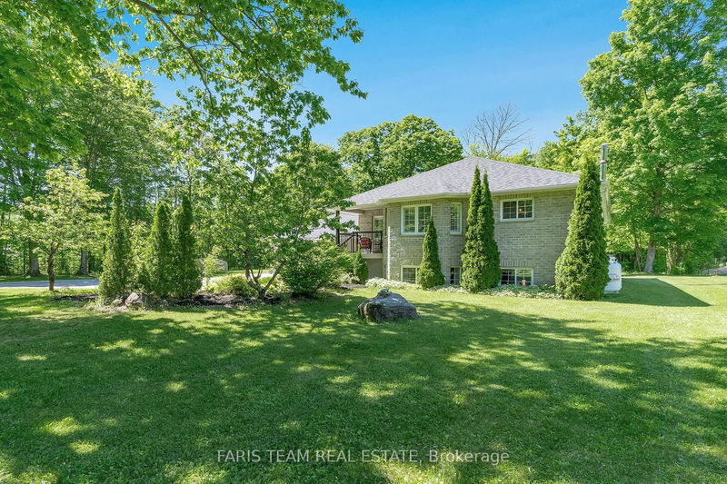 218 Peter St E Oro-Medonte, L0K 2C0 | Image 2