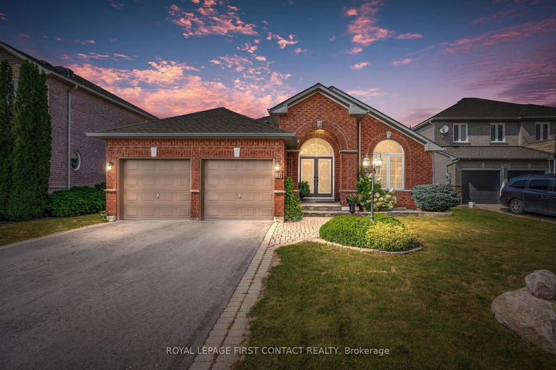 home for sale on 34 Loyalist Court