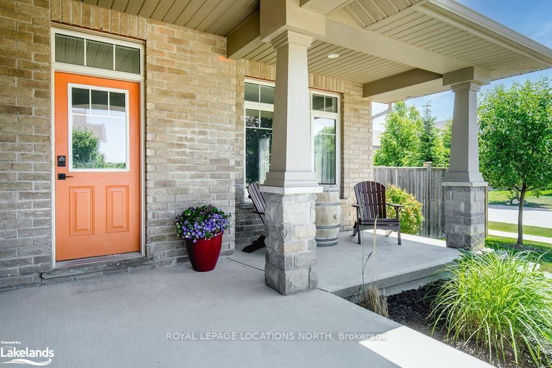 67 Brooke Ave, Collingwood, L9Y 0C5 | Image 2