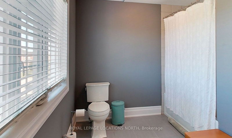 29 Garbutt Cres  Collingwood, L9Y 0H6 | Image 29