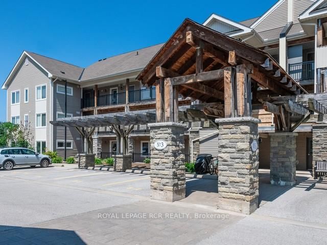 302 - 3 Brandy Lane Dr, Collingwood, L9Y 0X4 | Image 3