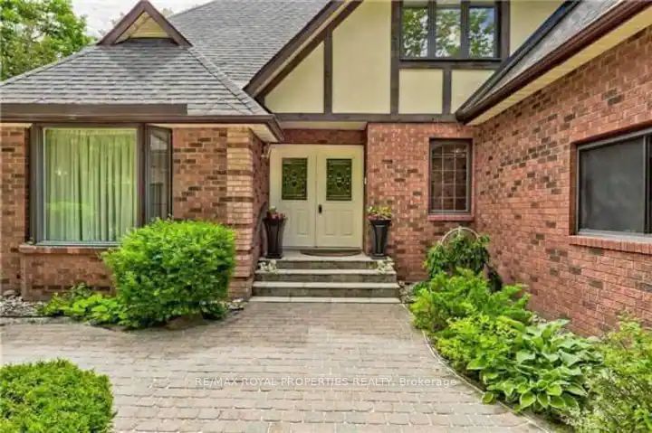 1705 Tiny Beaches Rd, Tiny - Rural Tiny image-0-0