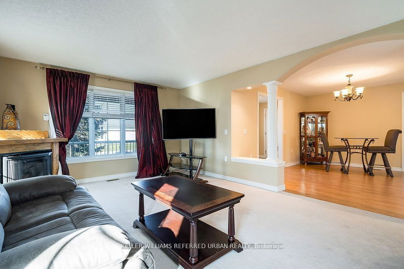 30 Illinois Cres  Wasaga Beach, L9Z 3A8 | Image 16