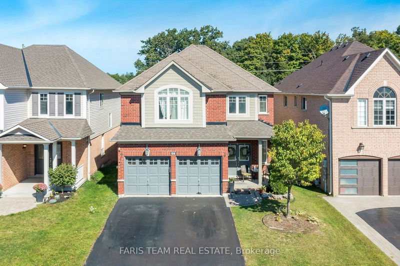 64 Westminster Circ  Barrie, L4M 0A5 | Image 1