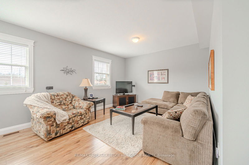 2618 Grand Tamarack Cres  Severn, L3V 7A8 | Image 7