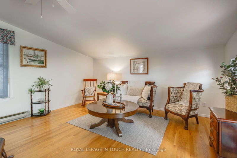 17 Edward St  Penetanguishene, L9M 1K4 | Image 13