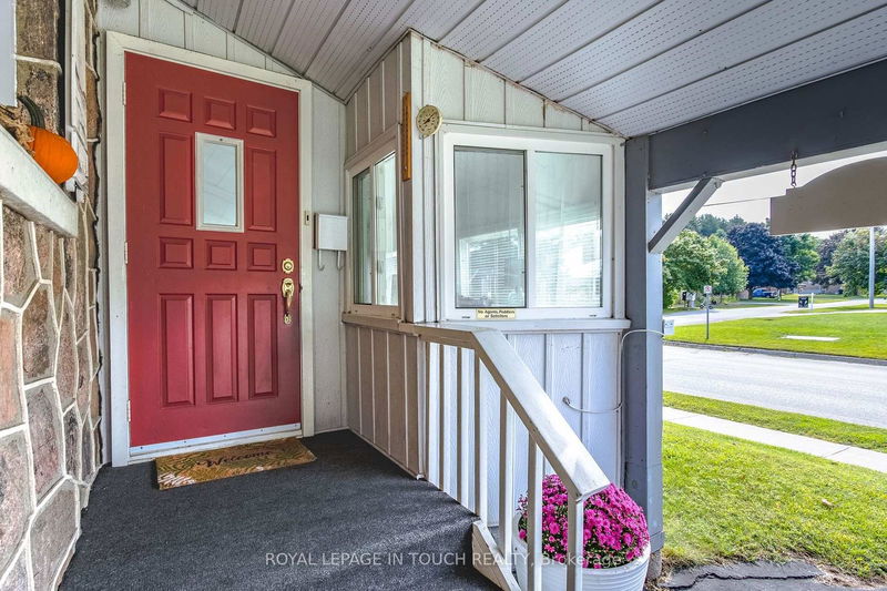 17 Edward St  Penetanguishene, L9M 1K4 | Image 32