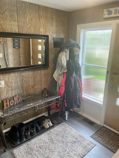 220 Main St, Wasaga Beach - Wasaga Beach image-0-2