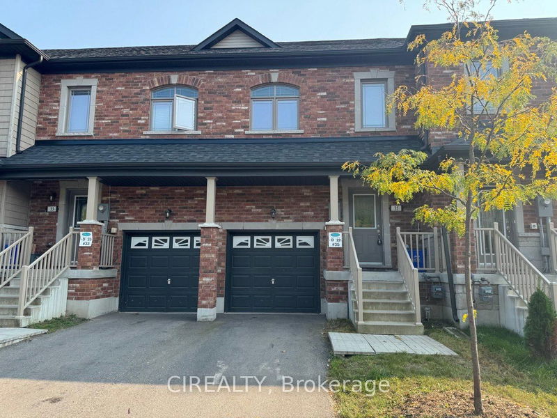 home for lease on 35 Deneb Street