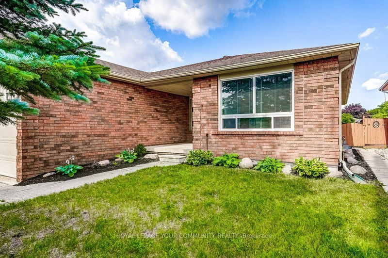 193 Ferndale Dr S Barrie, L4N 6X8 | Image 5