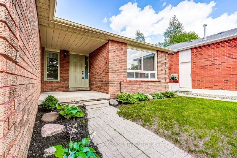 193 Ferndale Dr S Barrie, L4N 6X8 | Image 6