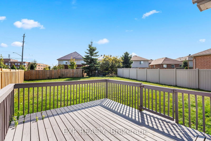 99 Julia Cres  Orillia, L3V 7X3 | Image 32