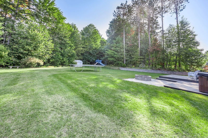 38 Lilac Lane  Springwater, L9X 0N4 | Image 8