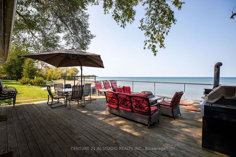 1950 Shore Lane  Wasaga Beach, L9Z 1T7 | Image 1