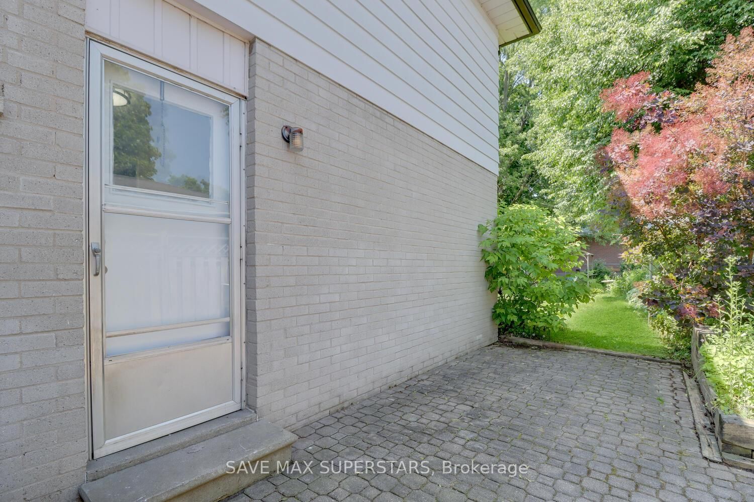 Listing Image 37