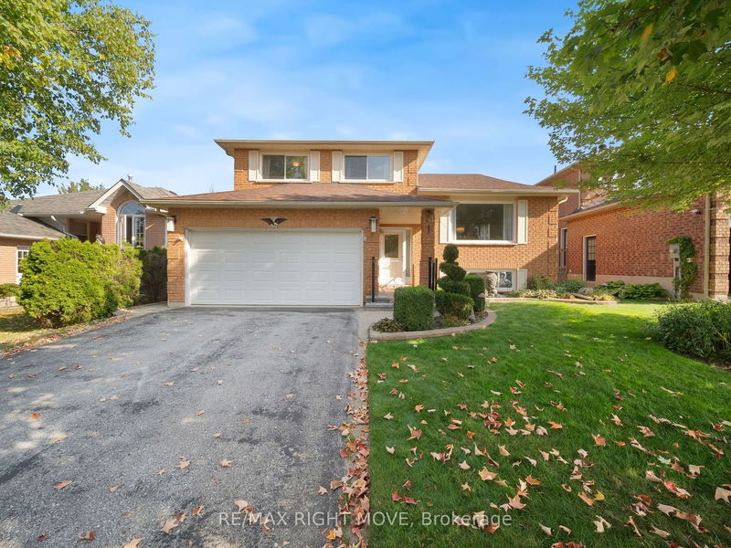 73 Carter Cres  Orillia, L3V 7R8 | Image 1