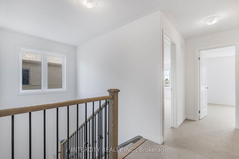 327 Quebec St  Clearview, L0M 1S0 | Image 20