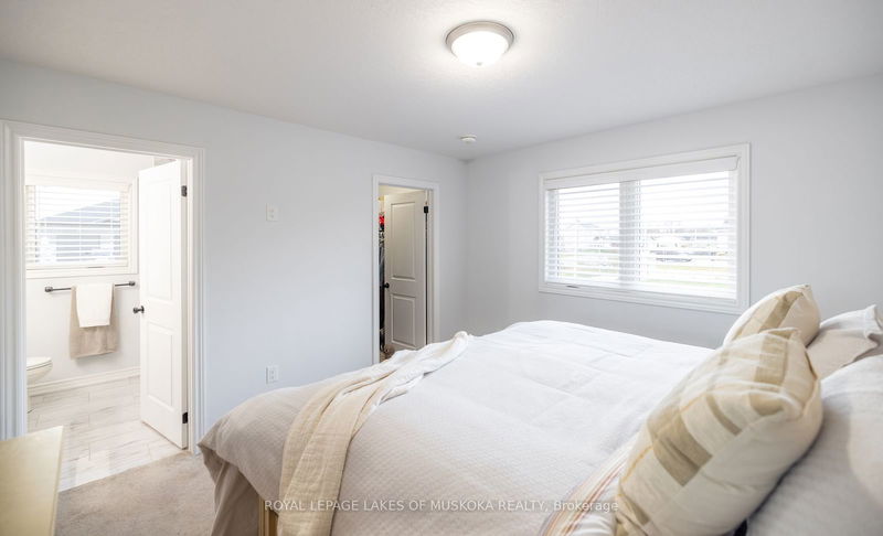 14 Henry Ball Crt  Oro-Medonte, L0K 2G1 | Image 13