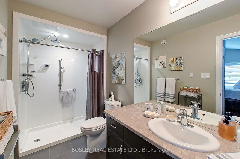 80 Hughes St S Collingwood, L9Y 0W7 | Image 10