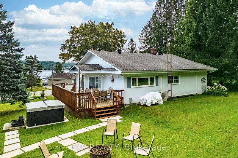 304 Champlain Rd  Penetanguishene, L9M 1S4 | Image 3