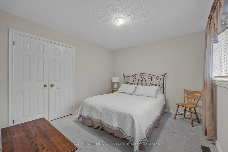 356 Livingstone St W Barrie, L4N 7K7 | Image 15