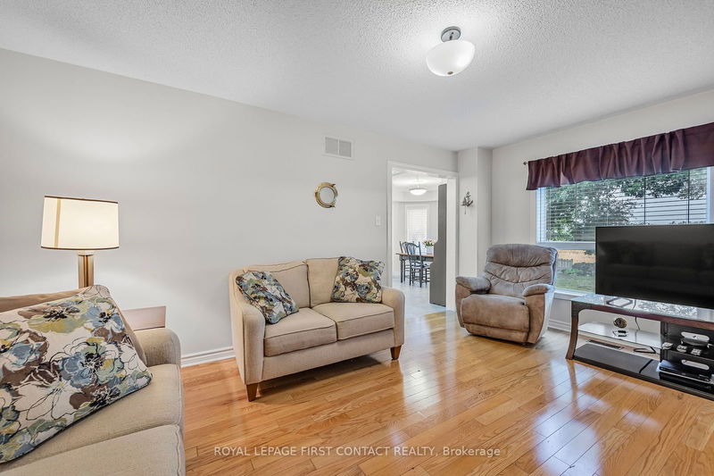 356 Livingstone St W Barrie, L4N 7K7 | Image 6