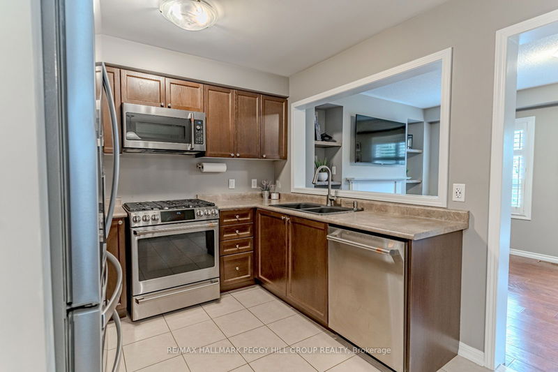 91 Majesty Blvd  Barrie, L4M 0E5 | Image 4