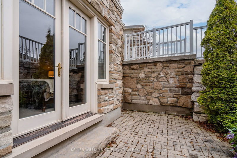  701 - 40 Trott Blvd  Collingwood, L9Y 5K5 | Image 18