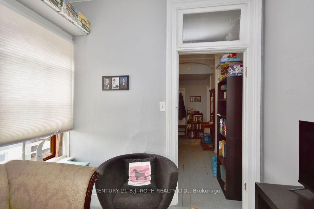 Listing Image 25
