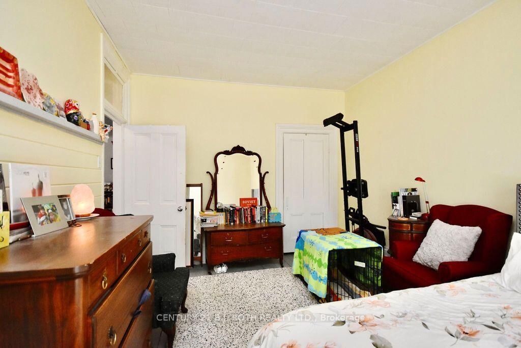Listing Image 32