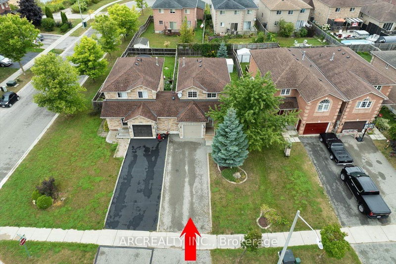 4 CORONATION Pkwy  Barrie, L4M 7K8 | Image 2