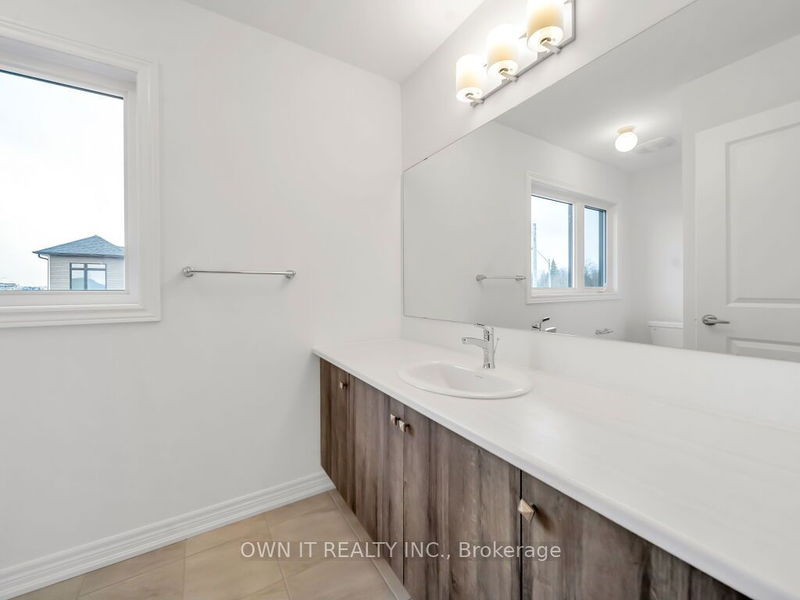 97 Thicketwood Ave  Barrie, L9J 0W8 | Image 30