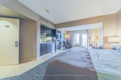 Unit 2421 — 90 Highland Dr, Oro-Medonte - Horseshoe Valley image-0-3