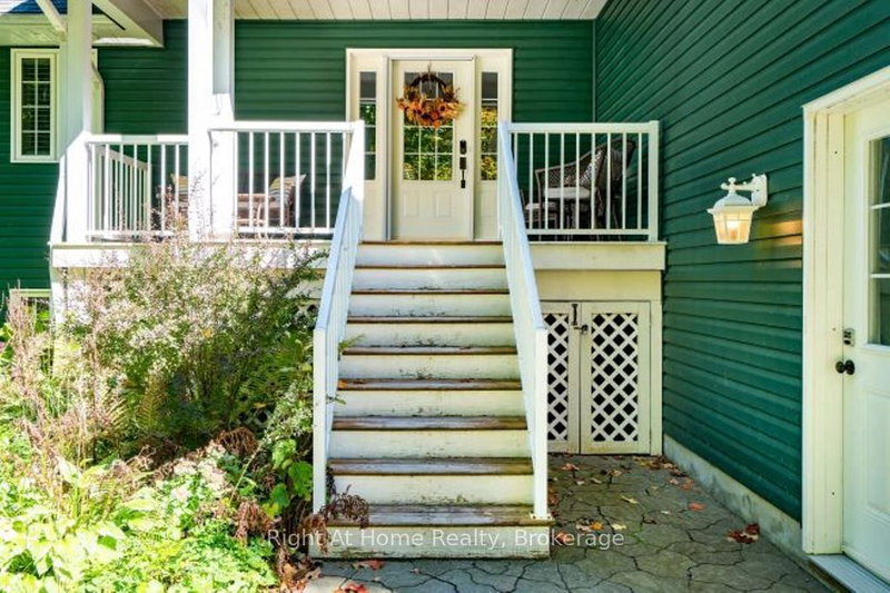 137 Desroches Tr, Tiny, L9M 0H9 | Image 3