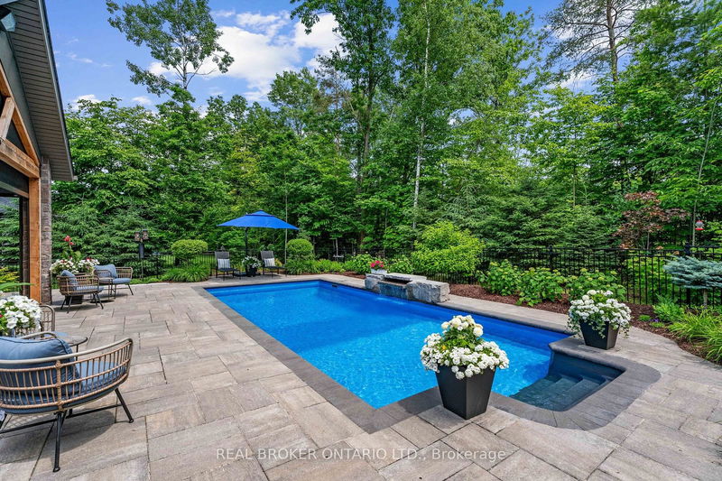 5 Glenna Tr  Springwater, L9X 2A3 | Image 37