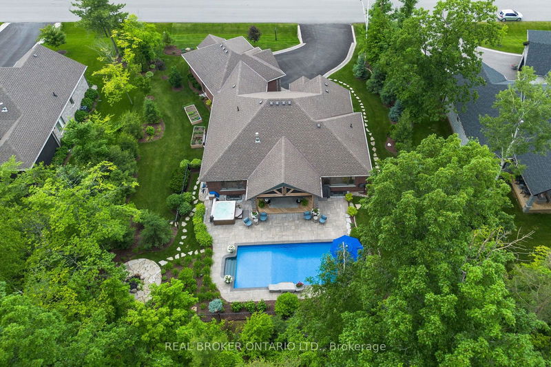 5 Glenna Tr  Springwater, L9X 2A3 | Image 39