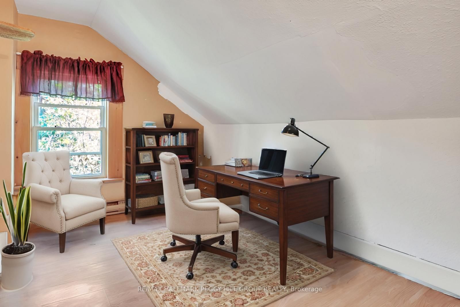 Listing Image 7