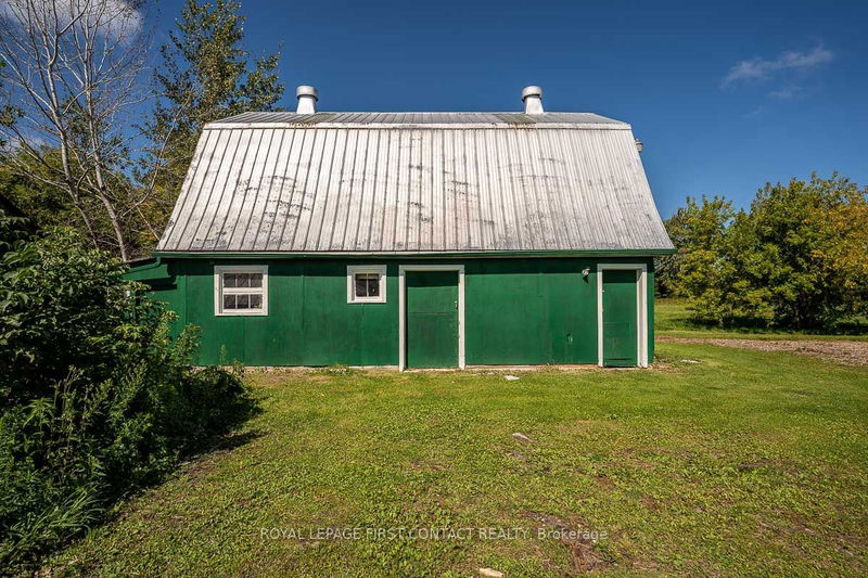 3828 George Johnston Rd  Springwater, L4M 4S4 | Image 29