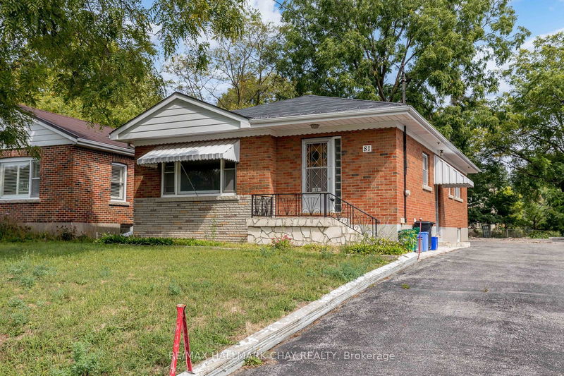 home for lease on 81 Eccles Street N