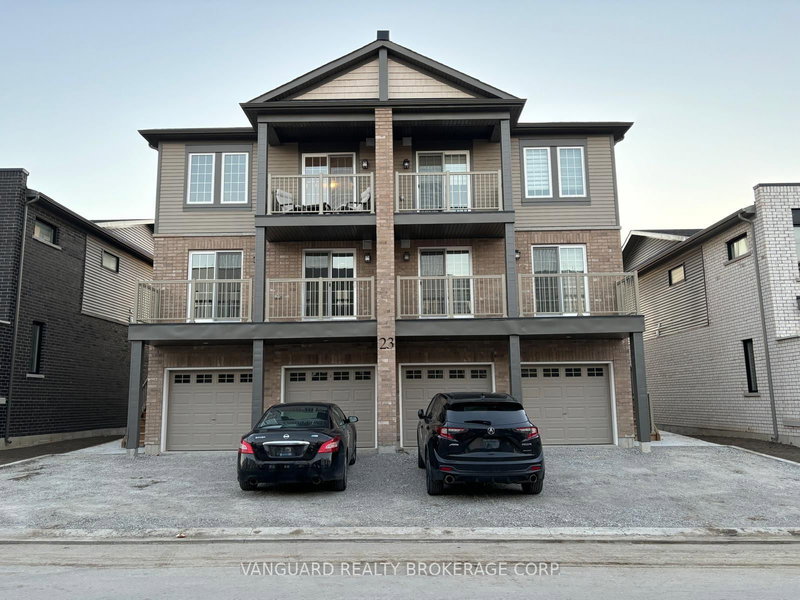 4 - 23 Hay Lane, Barrie, L9J 0C2 | Image 2