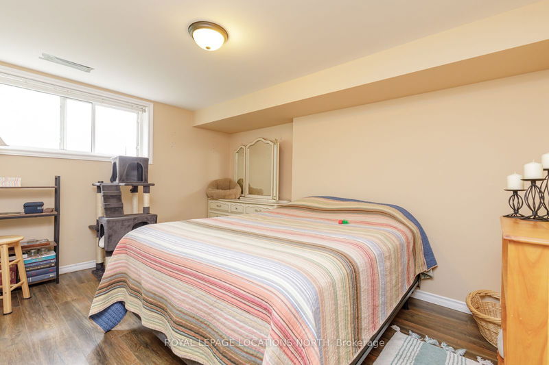 51 Raglan St  Collingwood, L9Y 4Y6 | Image 23