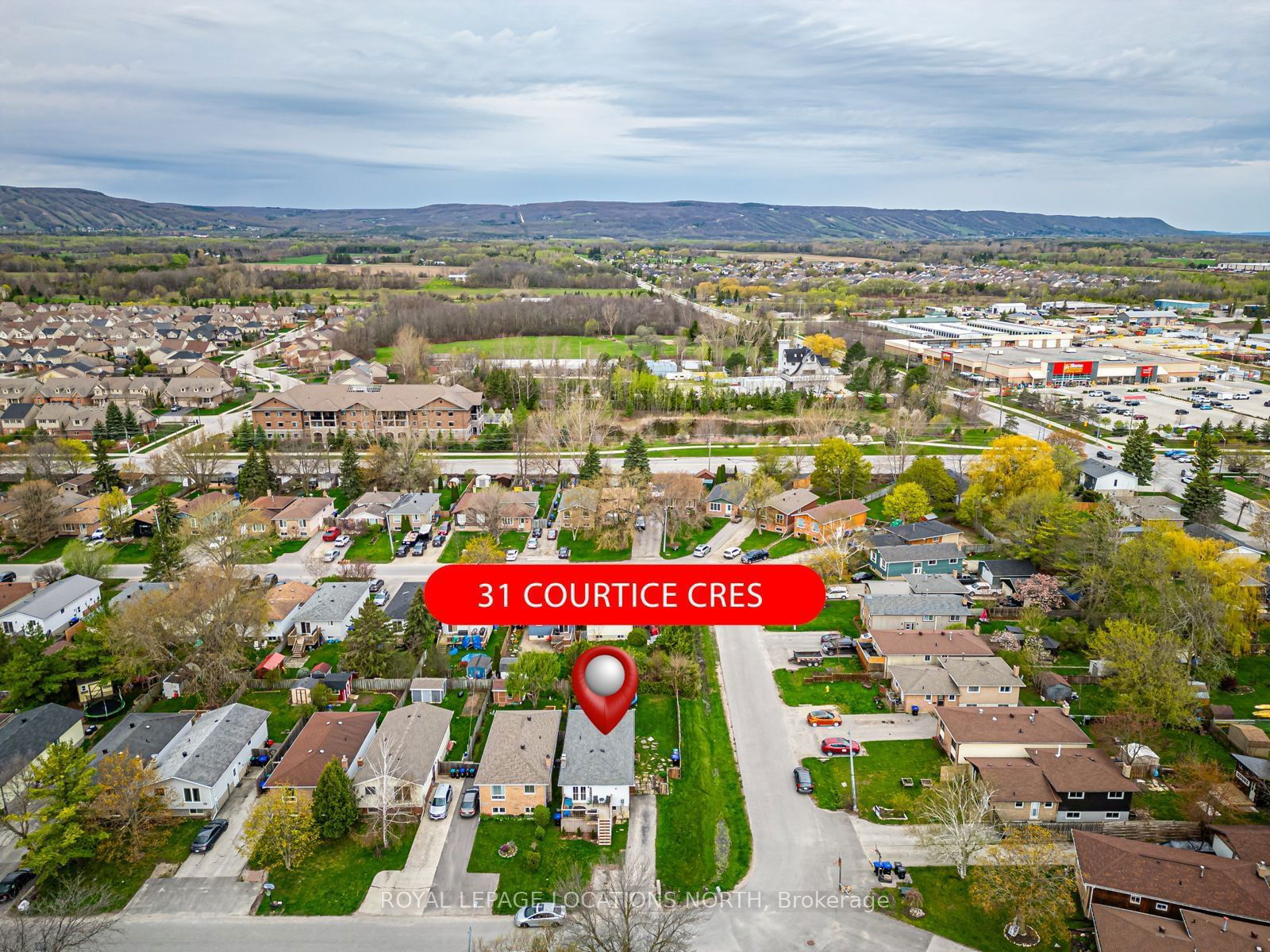 Building in 31 Courtice Crescent