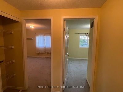 21 Hewitt Pl, Barrie - Georgian Drive image-0-3