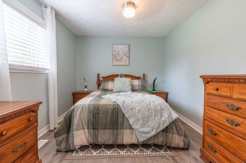 6 EDGEWOOD Cres  Clearview, L0M 1N0 | Image 15