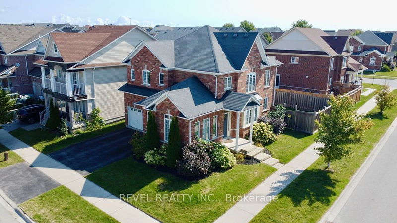 home for lease on 166 SUCCESSION Crescent
