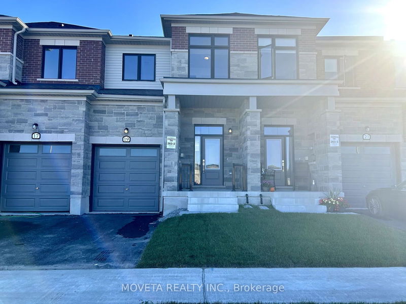 home for lease on 19 Milady Crescent