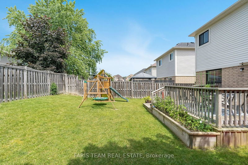 30 Connaught Lane  Barrie, L4M 0A6 | Image 24