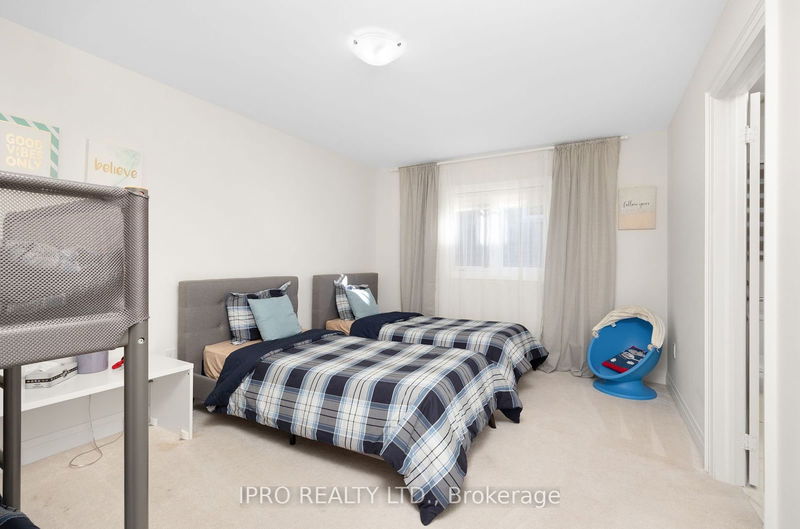 115 Muirfield Dr  Barrie, L4N 6K7 | Image 21